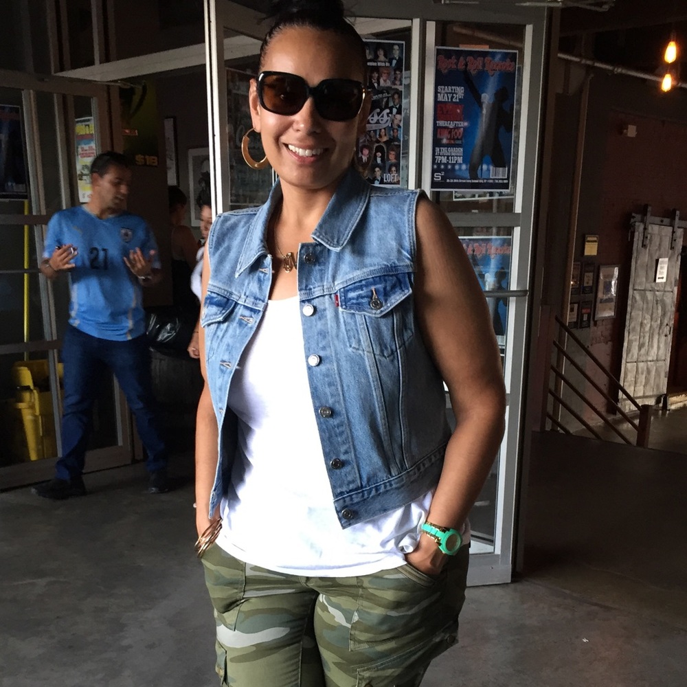 Meet your Posher, Naomi